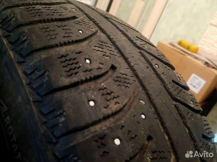 Dunlop SP Sport 270 215/60 R17 94T