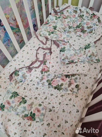 Детская кроватка