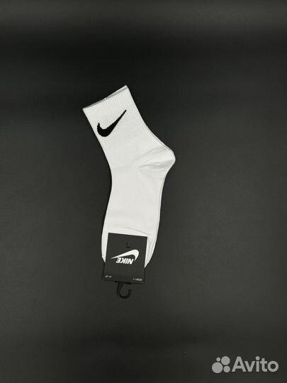 Носки Nike белые средней длины