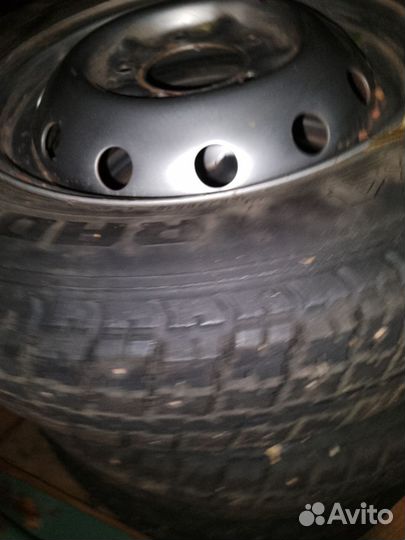 Accelera 651 2.25/4.5 R4