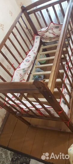 Кроватка люлька маятником