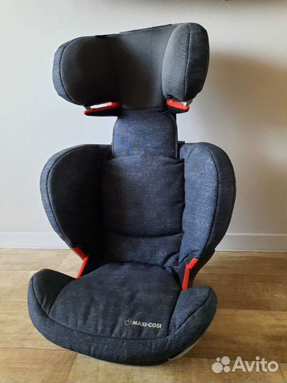 Автокресло от 15 кг до 36 Maxi Cosi RodifixAP