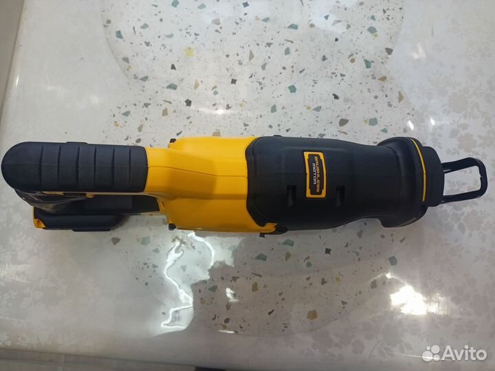 Сабельная пила dewalt dcs 382b