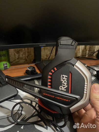 Игровые наушники с микрофоном