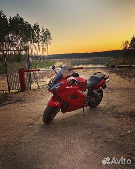 Honda VFR 800