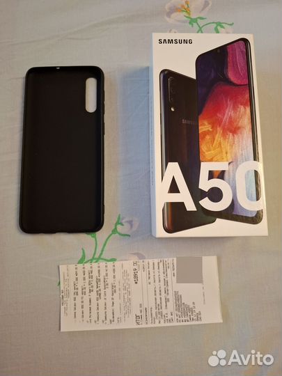 Samsung Galaxy A50, 4/64 ГБ