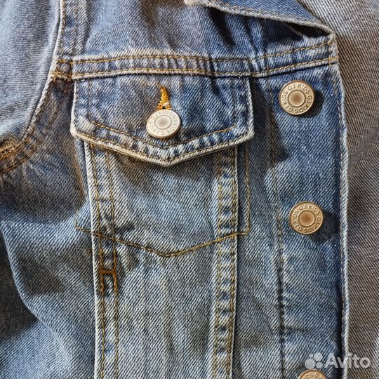 Джинсовая куртка