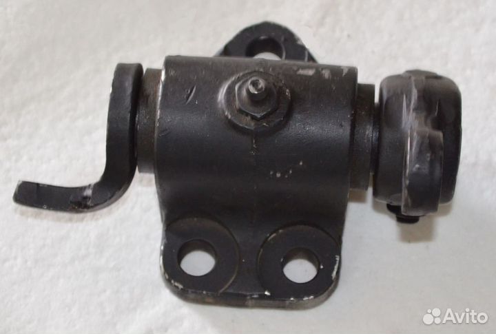 Кронштейн правый 6.23.023 мтлб