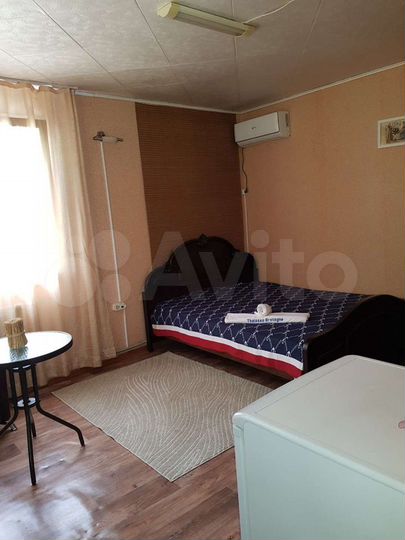 Комната 16 м² в 3-к., 2/2 эт.