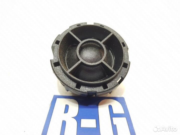 Динамик задний правый Land Rover Freelander 2.2L