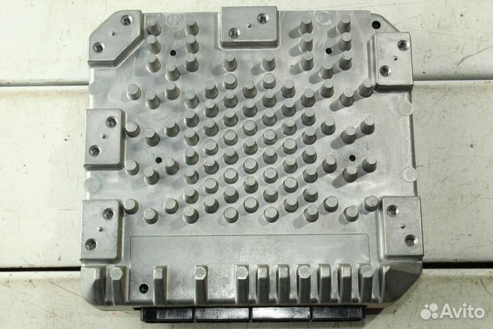 Блок управления abs toyota prius 04* NHW20 1NZ-FXE