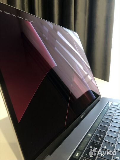 MacBook Pro 15 Mid 2017 (i7, 16/256Gb, Pro 555)