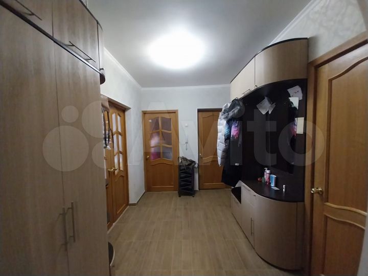 4-к. квартира, 76,9 м², 3/5 эт.