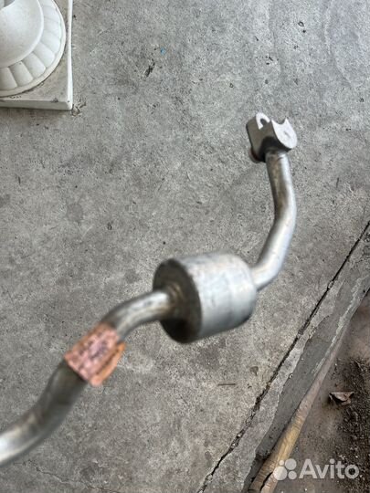 Трубка кондиционера Ford Fiesta 1.5tdci