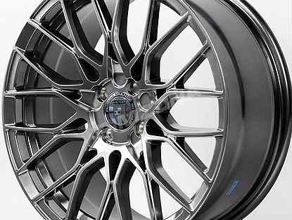 Литой диск HRE R17 4x100. Примерка колес