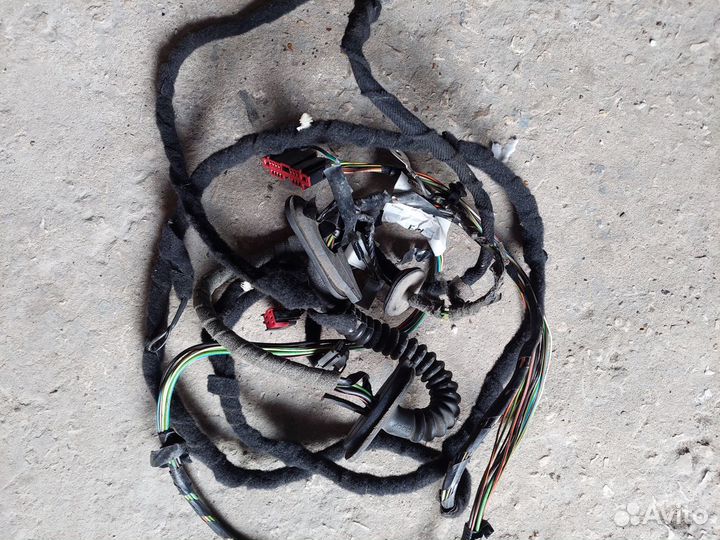 Проводка крышки багажника Ford Focus 2