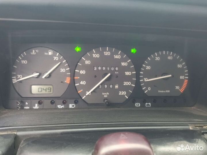 Разбор на запчасти Volkswagen Passat 1.8 ABS 1996