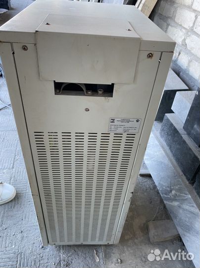 Продам стабилизатор напряжения