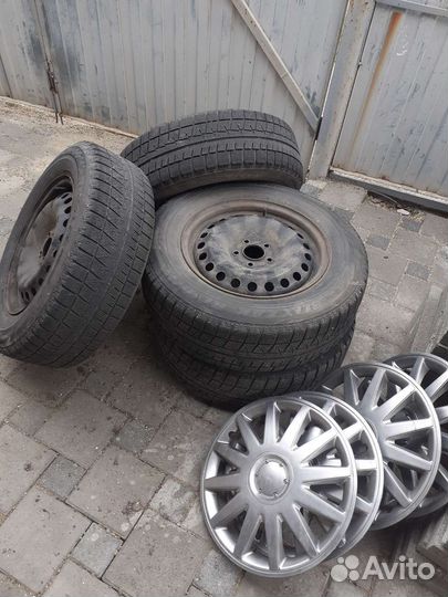 Accelera Delta 215/65 R16