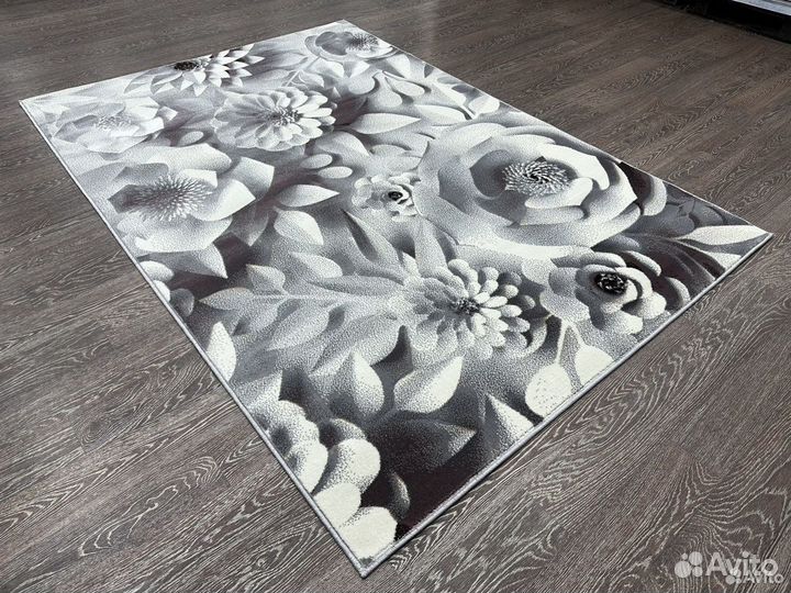 Ковер новый 160х230см