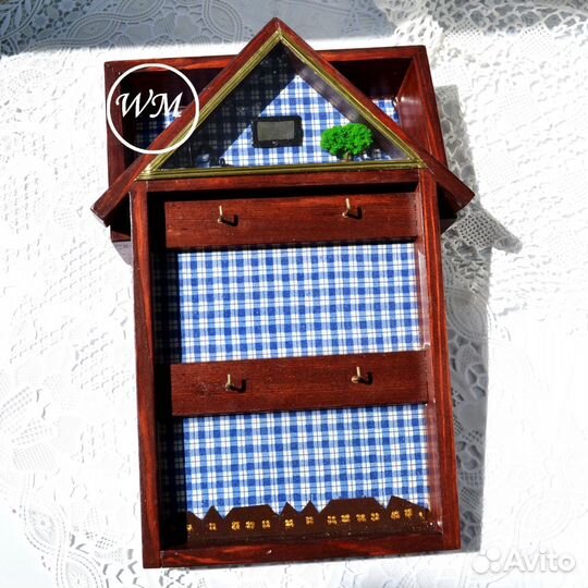 Ключница ручной работы настенная