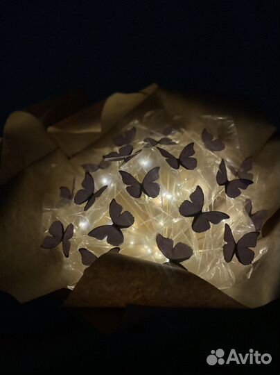 Букет из бабочек светящийся с гирляндой