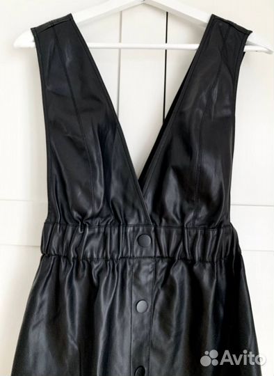 Платье-сарафан из экокожи, S
