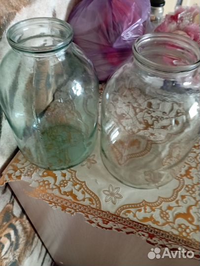 Банки разных размеров