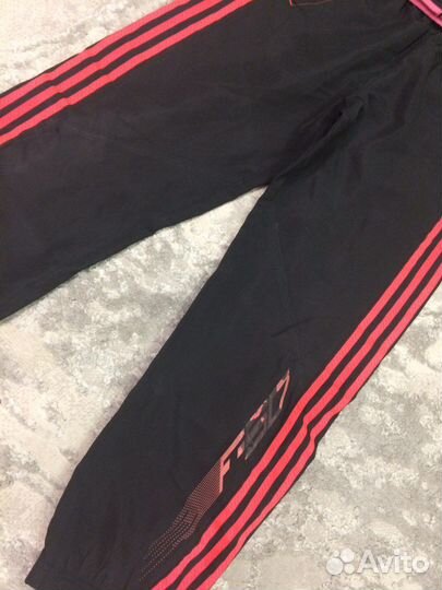 Спортивный костюм adidas (оригинал) на рост 152