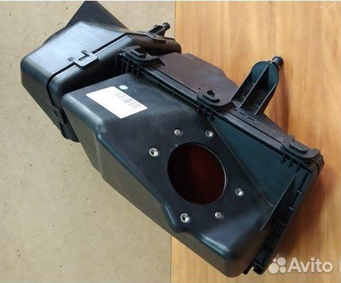 Корпус воздушного фильтра Nissan Murano 2002