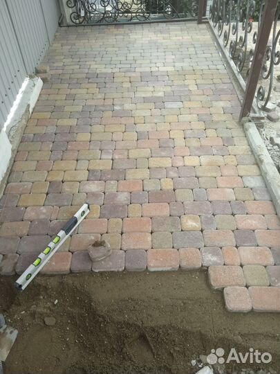 Бригада разнорабочих ищет работу