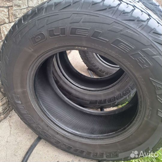 Bridgestone Dueler A/T 697 265/65 R17 112T