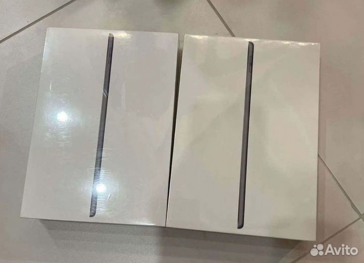 Планшет Apple iPad 9 10.2 64GB