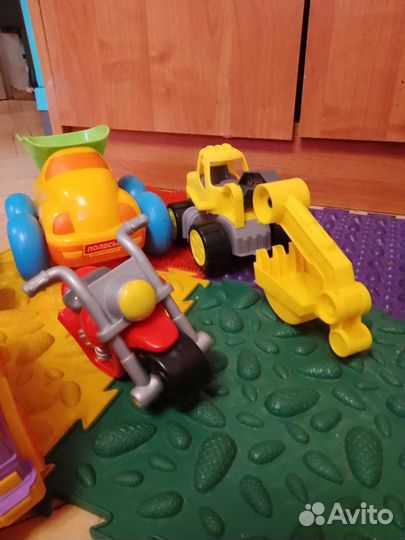 Игрушки пакетом (машинки 5 шт)