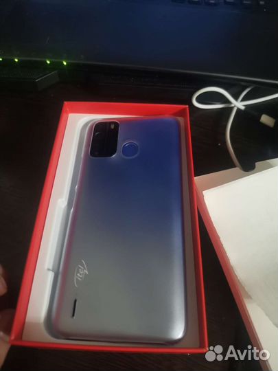 Телефон itel vision 1 pro