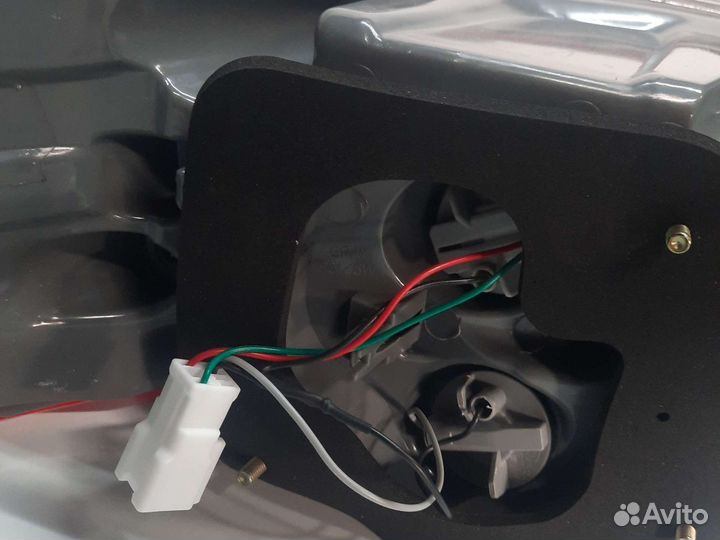 Фонарь правый Kia rio 2015-2017