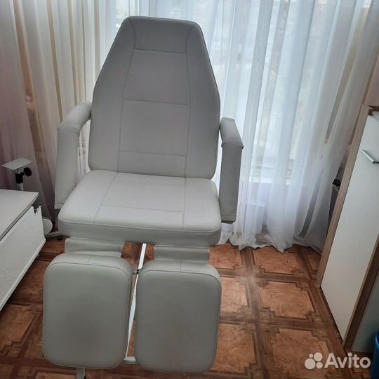 Педикюрное кресло