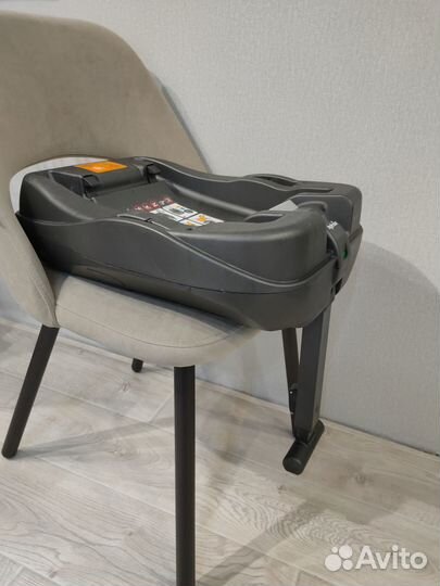 Автолюлька Inglesina с базой isofix