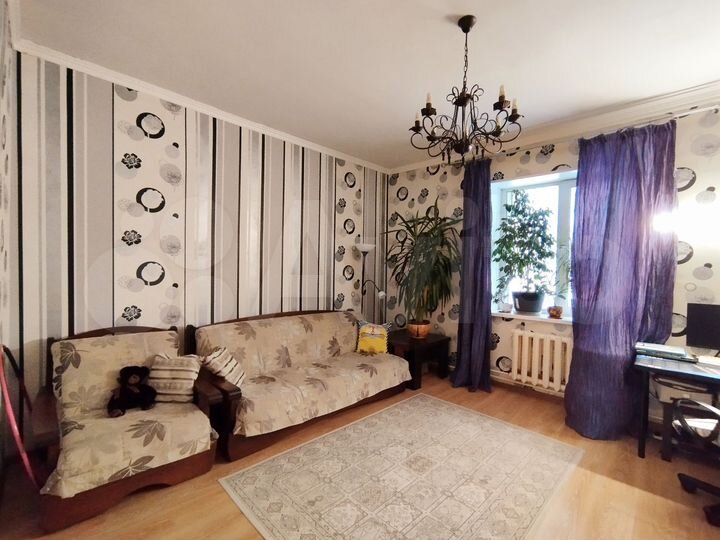 2-к. квартира, 62,5 м², 1/2 эт.