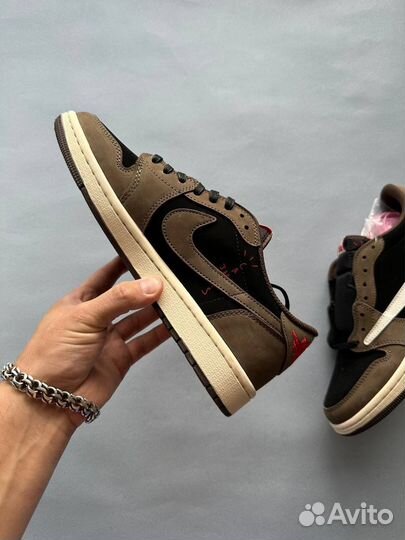 Nike air jordan 1 low Travis Scott mocha