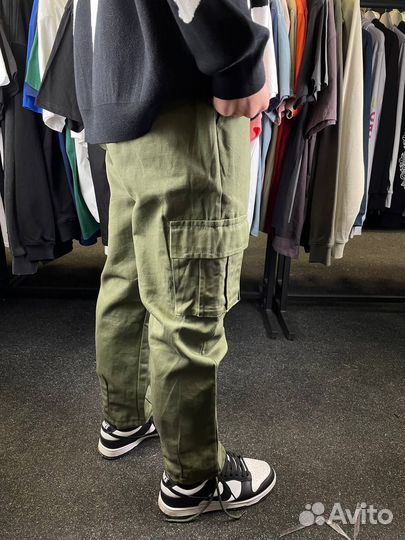Карго штаны зеленые