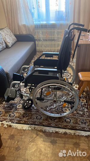 Инвалидная коляска