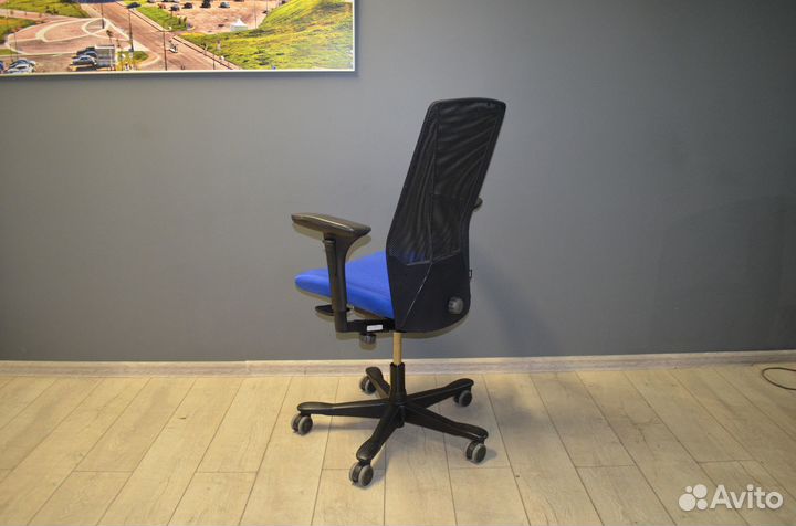 Компьютерное кресло Kinnarps Швеция