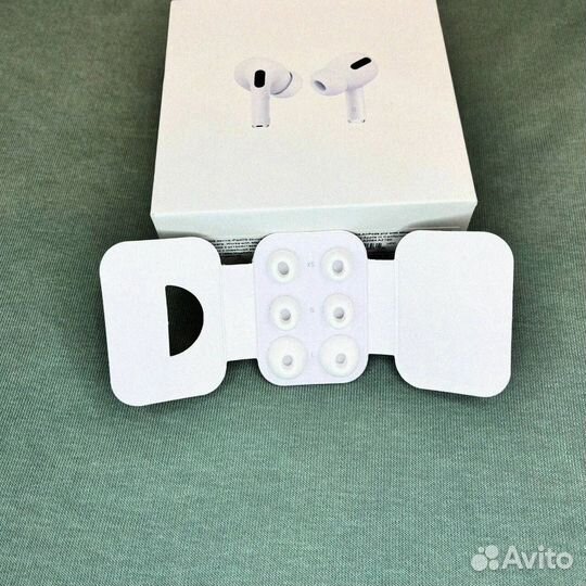 AirPods Pro 2: Музыка, которая двигает