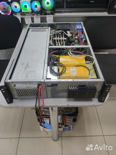 Интерактивный ибп Smart-UPS SUA3000rmxli3U 3kW