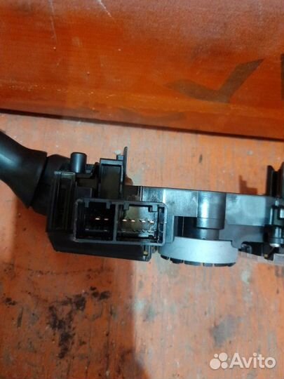 Гитара дворников левая Toyota Prius ZVW30 2ZR-FXE