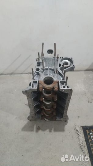 Блок на москвич