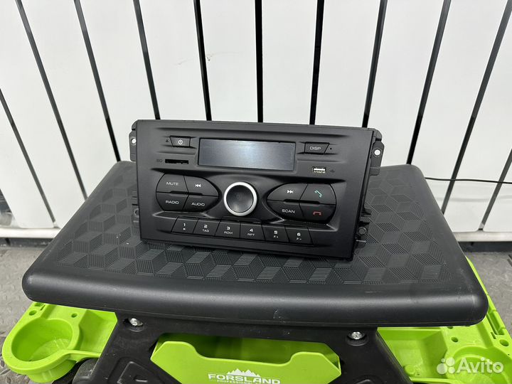 Штатная магнитола granta