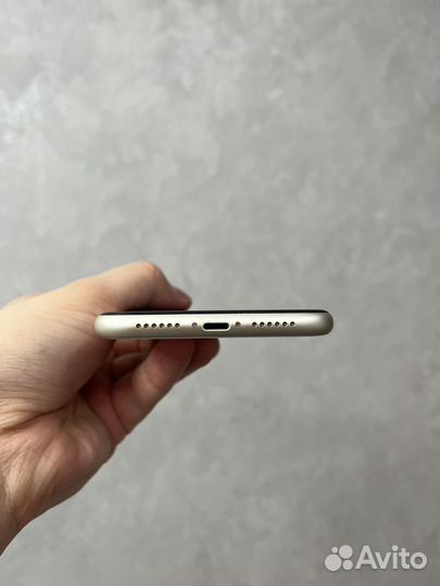 iPhone 11 128gb (АКБ 90%, Идеал, sim)