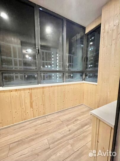 Теплое остекление балкона v-5497